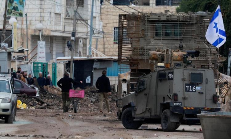 إسرائيل تحشد عشرات الآلاف من جنود الاحتياط لتوسيع العملية العسكرية في غزة إسرائيل تحشد عشرات الآلاف من جنود الاحتياط لتوسيع العملية العسكرية في غزة