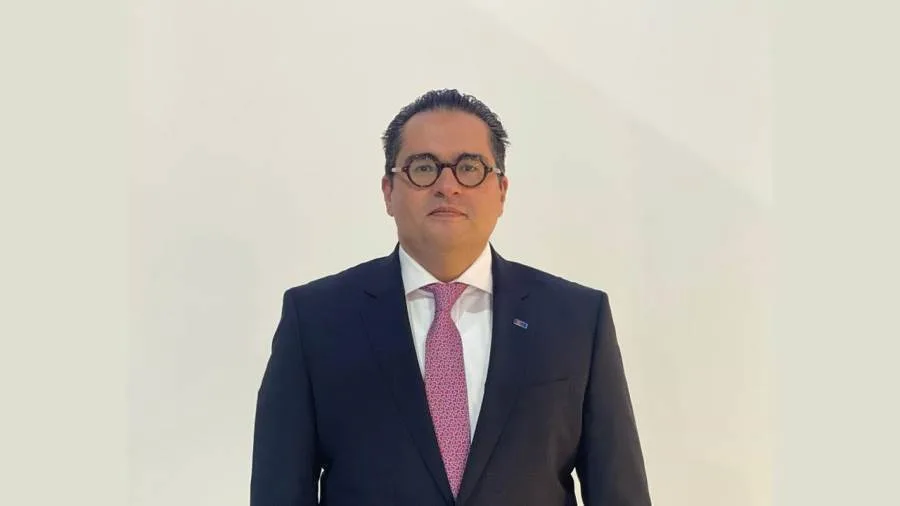 إسلام ذكري: CIB مستعد لضخ استثمارات رأسمالية إضافية لتعزيز الاستقرار والمنافسة في السوق الكينية إسلام ذكري: CIB مستعد لضخ استثمارات رأسمالية إضافية لتعزيز الاستقرار والمنافسة في السوق الكينية