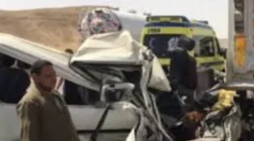 إصابة 5 أشخاص في حادث تصادم دراجة نارية وسيارة بطريق نجع حمادي