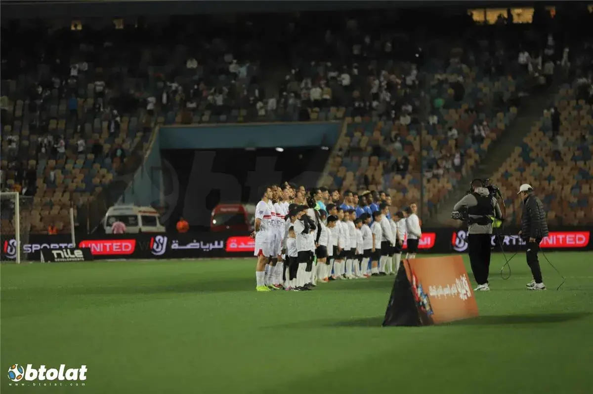 إصابة لاعب الزمالك واستبداله أمام سيراميكا كليوباترا في الدوري إصابة لاعب الزمالك واستبداله أمام سيراميكا كليوباترا في الدوري