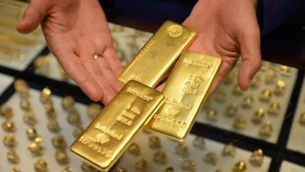 إطلاق الجمعة الذهبية: استقرار الأسعار المحلية وانخفاض سعر الأونصة العالمية بـ22 دولارًا إطلاق الجمعة الذهبية: استقرار الأسعار المحلية وانخفاض سعر الأونصة العالمية بـ22 دولارًا