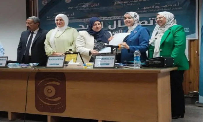 إعلام جنوب الوادي تشارك في مؤتمر الاتصال الصحي وتمكين المجتمعات المعاصرة بجامعة القاهرة إعلام جنوب الوادي تشارك في مؤتمر الاتصال الصحي وتمكين المجتمعات المعاصرة بجامعة القاهرة