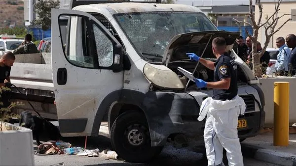 إعلام عبرى: إصابة إسرائيلى بجروح طفيفة بعملية دهس فى الخليل إعلام عبرى: إصابة إسرائيلى بجروح طفيفة بعملية دهس فى الخليل