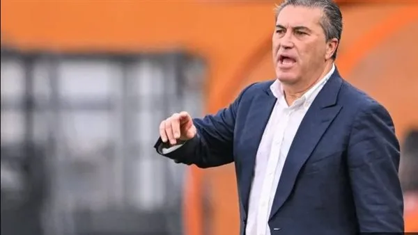 إعلامي : الزمالك أصبح غير قادر على منافسة الأهلي وبيراميدز إعلامي : الزمالك أصبح غير قادر على منافسة الأهلي وبيراميدز