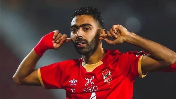 إعلامي يكشف حقيقة رحيل حسين الشحات عن الأهلي إعلامي يكشف حقيقة رحيل حسين الشحات عن الأهلي