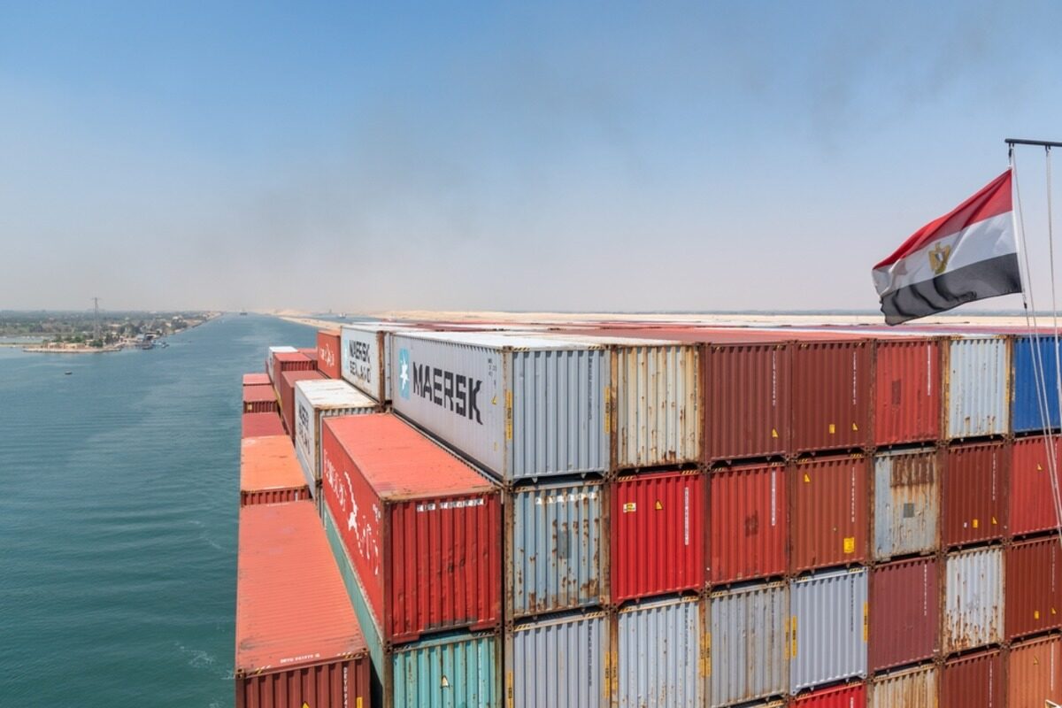 الإمارات تهيمن على صادرات «مواد البناء» بقيمة 2.6 مليار دولار فى الربع الأول الإمارات تهيمن على صادرات «مواد البناء» بقيمة 2.6 مليار دولار فى الربع الأول