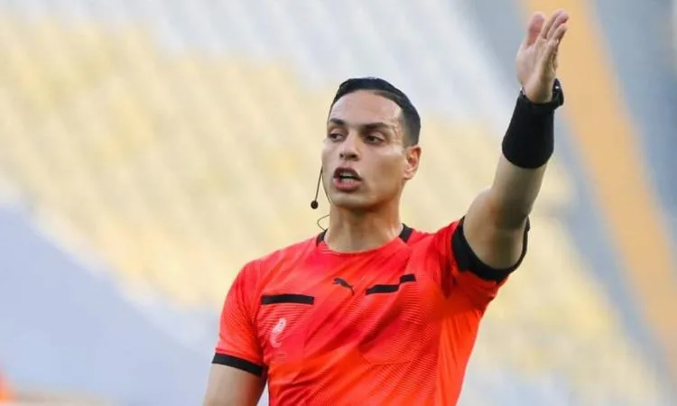 إعلان حكام مباراة الزمالك وفاركو إعلان حكام مباراة الزمالك وفاركو