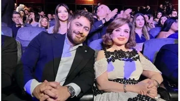 إلهام شاهين تُثني على “ريستارت”: معالجة إنسانية كوميدية لقضية وسائل التواصل الاجتماعي إلهام شاهين تُثني على “ريستارت”: معالجة إنسانية كوميدية لقضية وسائل التواصل الاجتماعي