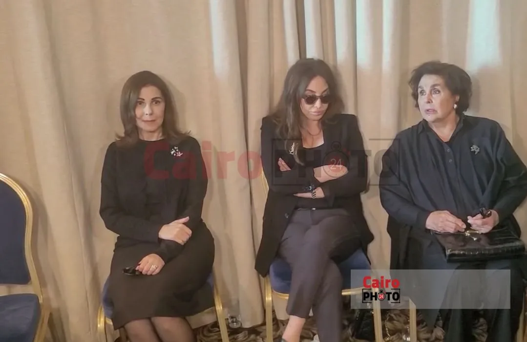 إليسا وماجدة الرومي أبرزهم.. نجوم الفن في عزاء وليد مصطفى رئيس مجلس أمناء القاهرة 24 بـ لبنان إليسا وماجدة الرومي أبرزهم.. نجوم الفن في عزاء وليد مصطفى رئيس مجلس أمناء القاهرة 24 بـ لبنان