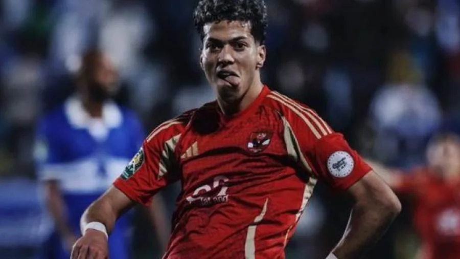 إمام عاشور يحرز الهدف الأول للقلعة الحمراء أمام البنك الأهلي في الدوري. إمام عاشور يحرز الهدف الأول للقلعة الحمراء أمام البنك الأهلي في الدوري.