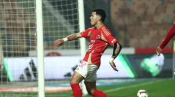 إمام عاشور يحرز لقب هداف الدوري المصري للمرة الأولى في مسيرته.