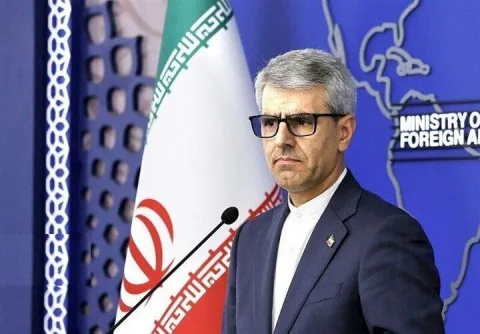 إيران ترحب بالوساطة العمانية بين واشنطن و”انصار الله” إيران ترحب بالوساطة العمانية بين واشنطن و”انصار الله”
