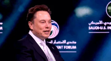 إيلون ماسك: السعودية تعطي الضوء الأخضر لاستخدام ستارلينك في مجالي الطيران والملاحة البحرية