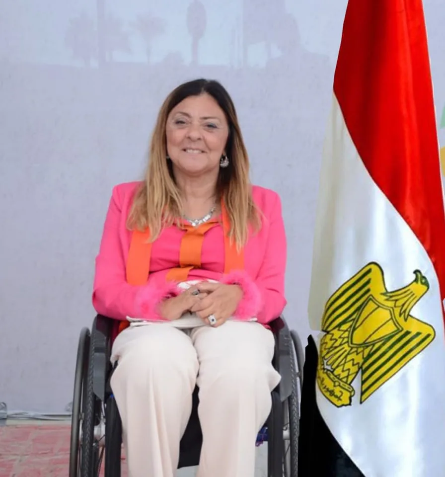 إيمان كريم: تكريم الرئيس السيسي لعمال ذوي الإعاقة أثبت أن الاختلاف لا يمثل عائقا إيمان كريم: تكريم الرئيس السيسي لعمال ذوي الإعاقة أثبت أن الاختلاف لا يمثل عائقا