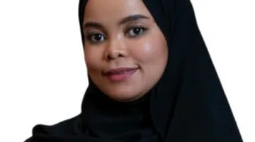ابتكار عماني مبتكر لتنظيف المياه الصناعية باستخدام حبر الحبار