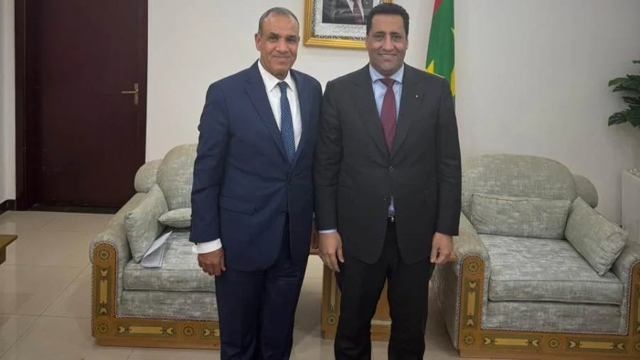 اجتماع بين وزير الخارجية ورئيس الوزراء الموريتاني في نواكشوط اجتماع بين وزير الخارجية ورئيس الوزراء الموريتاني في نواكشوط