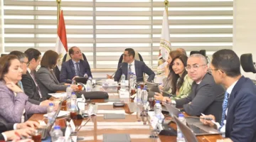 اجتماع موسع لوزيري الاستثمار والمالية مع بعثة صندوق النقد الدولي