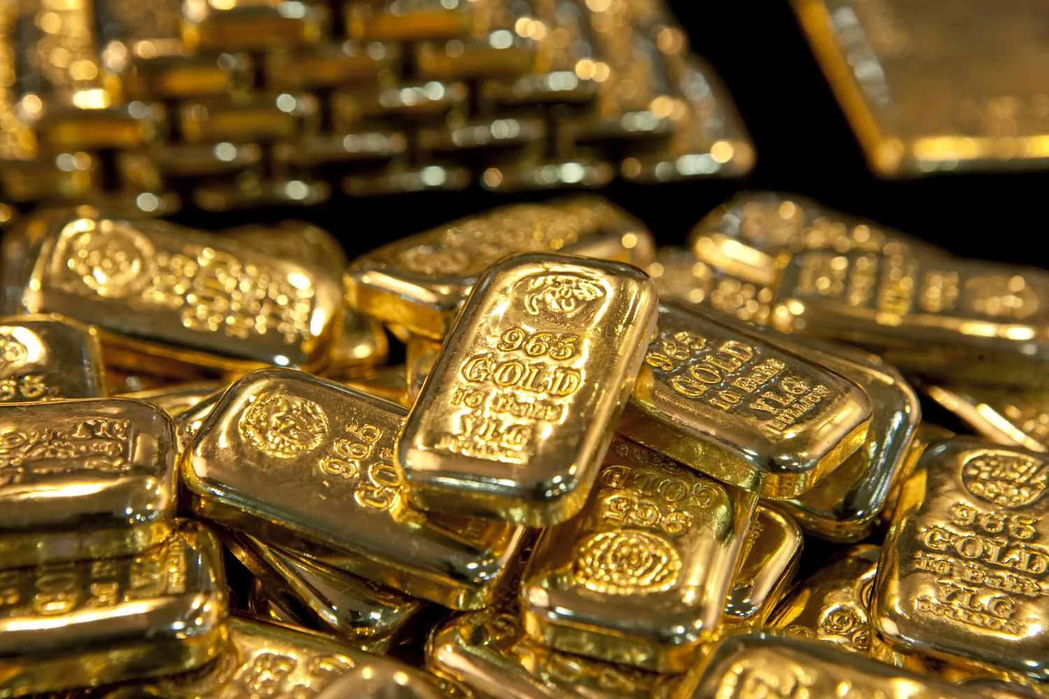 أسعار الذهب في مصر اليوم، الخميس 29 مايو 2025: عيار 21 يرتفع 15 جنيها في ختام التداولات.