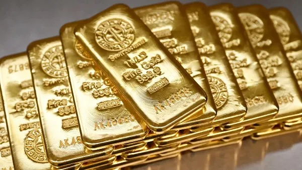 ارتفاع احتياطي الذهب في مصر يعزز من ثقة المستثمرين الأجانب.. خبير يوضح ارتفاع احتياطي الذهب في مصر يعزز من ثقة المستثمرين الأجانب.. خبير يوضح