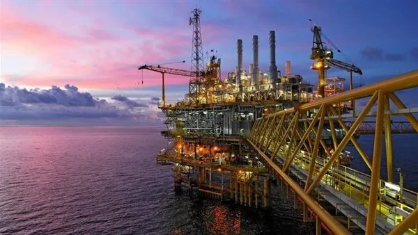 ارتفاع النفط لأعلى مستوى خلال أسبوعين بفضل الهدنة التجارية بين الولايات المتحدة والصين ارتفاع النفط لأعلى مستوى خلال أسبوعين بفضل الهدنة التجارية بين الولايات المتحدة والصين