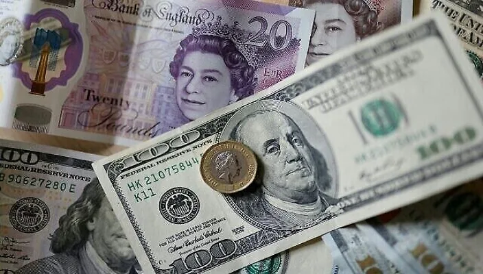 ارتفاع قيمة الدولار بعد ثلاثة أيام من التراجع المتواصل ارتفاع قيمة الدولار بعد ثلاثة أيام من التراجع المتواصل