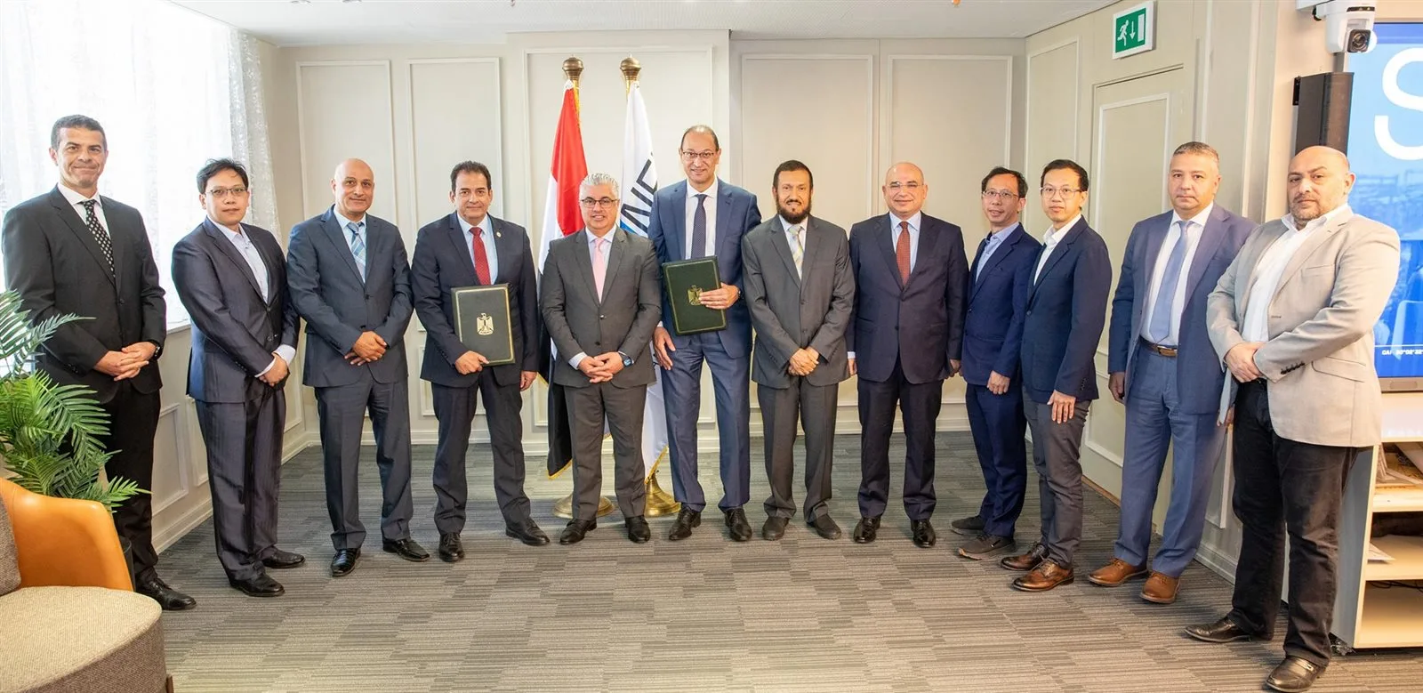 استثمار جديد بـ86 مليون جنيه في "السخنة".. مصنع تعبئة وتغليف يدخل حيز التنفيذ! استثمار جديد بـ86 مليون جنيه في "السخنة".. مصنع تعبئة وتغليف يدخل حيز التنفيذ!