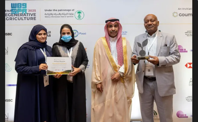 “استدامة” تحقّق المرتبة الثانية على مستوى العالم في ريادة الأعمال في مجال الزراعة المستدامة لعام 2025 “استدامة” تحقّق المرتبة الثانية على مستوى العالم في ريادة الأعمال في مجال الزراعة المستدامة لعام 2025