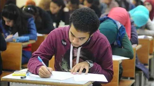 استعداداً لامتحانات الثانوية العامة: استراتيجية دراسة فعالة تضمن التفوق