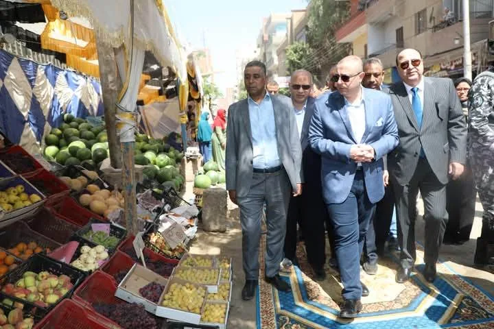 استعداداً للاحتفال بالعيد: محافظ بني سويف يطلق أول معرض للحوم والمواد الغذائية ضمن سلسلة معارض “أضحى مبارك”