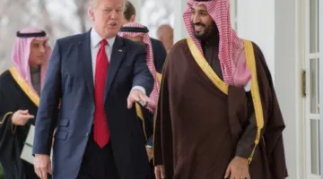 استقبال مميز للرئيس الأمريكي في الرياض: سجاد بنفسجي وقهوة مع ولي العهد!