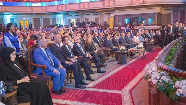 افتتاح المؤتمر الطلابي العلمي الثاني لكلية التمريض بجامعة الإسكندرية افتتاح المؤتمر الطلابي العلمي الثاني لكلية التمريض بجامعة الإسكندرية