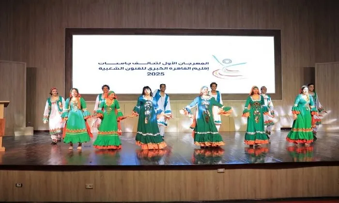 افتتاح مهرجان الفنون الشعبية الأول لتحالف جامعات إقليم القاهرة في جامعة بنها افتتاح مهرجان الفنون الشعبية الأول لتحالف جامعات إقليم القاهرة في جامعة بنها