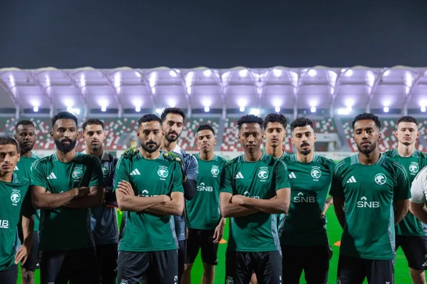 الأخضر يبدأ تدريباته في معسكر الدمام تحضيراً لمباراة البحرين