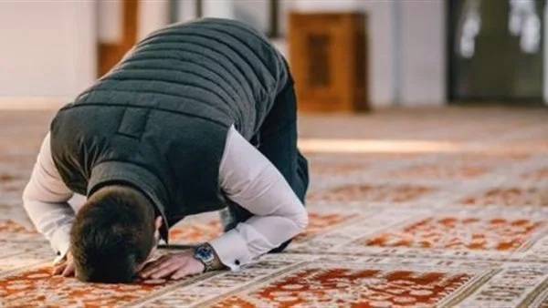 الأزهر: صلاة التهجد تطوعية وسُنّة عن سيدنا محمد الأزهر: صلاة التهجد تطوعية وسُنّة عن سيدنا محمد