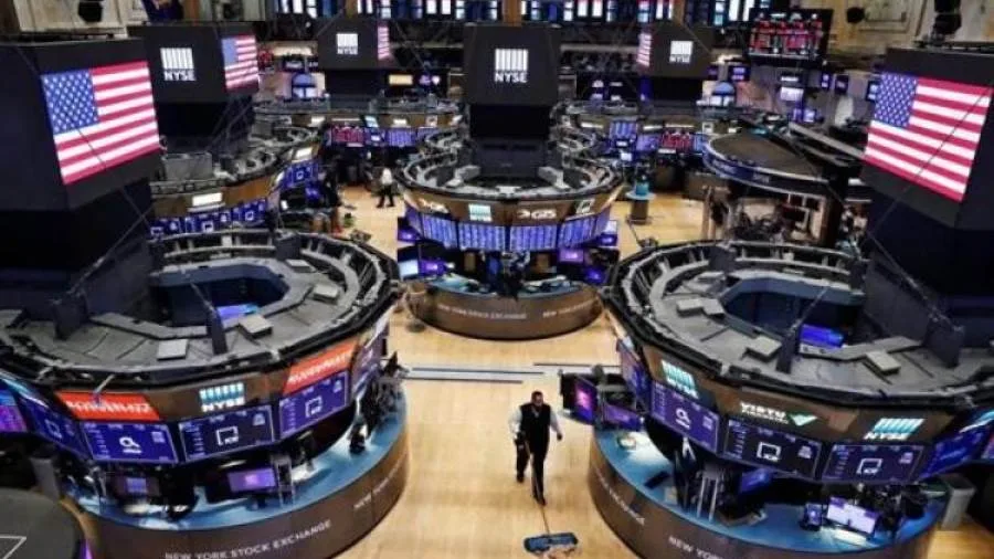 الأسهم الأمريكية تفقد "الزخم" بعد انحسار "هوس" الذكاء الاصطناعي الأسهم الأمريكية تفقد "الزخم" بعد انحسار "هوس" الذكاء الاصطناعي