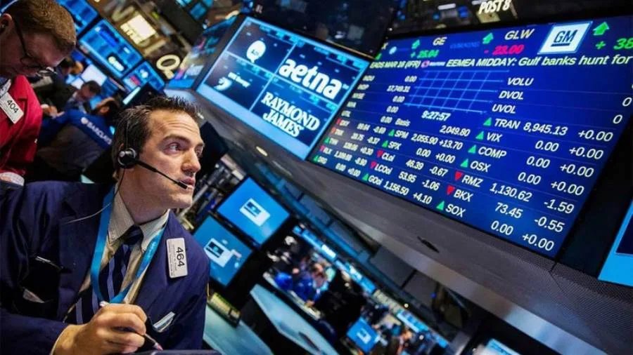 الأسواق الأوروبية تشهد ارتفاعًا بعد اتفاق “أمريكي-صيني” لتعليق الرسوم الجمركية لمدة 90 يومًا. الأسواق الأوروبية تشهد ارتفاعًا بعد اتفاق “أمريكي-صيني” لتعليق الرسوم الجمركية لمدة 90 يومًا.