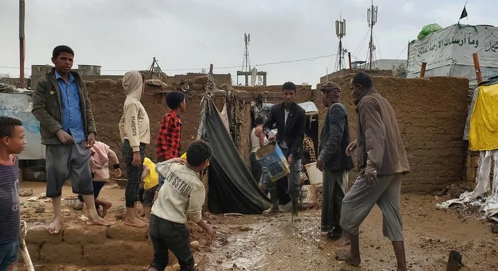 الأمم المتحدة: احتمال أن تتعرض 40% من مواقع النازحين في اليمن للحرائق أو الفيضانات الأمم المتحدة: احتمال أن تتعرض 40% من مواقع النازحين في اليمن للحرائق أو الفيضانات