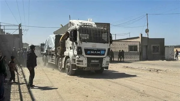 الأمم المتحدة: شاحنات الإغاثة بانتظار الموافقة الإسرائيلية للدخول إلى غزة الأمم المتحدة: شاحنات الإغاثة بانتظار الموافقة الإسرائيلية للدخول إلى غزة