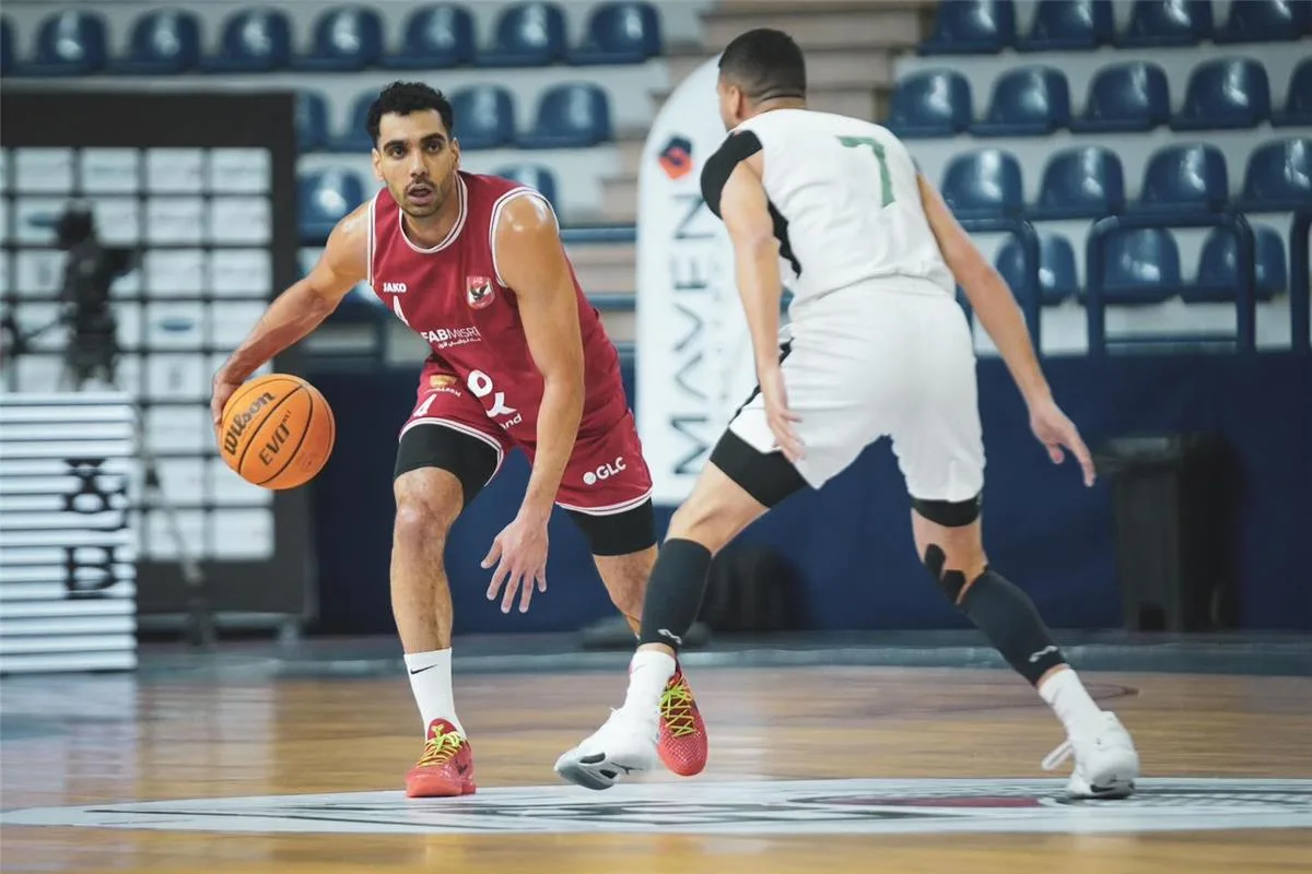 الأهلي يتغلب على الاتحاد ويعادل النتيجة في نهائي دوري السوبر لكرة السلة الأهلي يتغلب على الاتحاد ويعادل النتيجة في نهائي دوري السوبر لكرة السلة