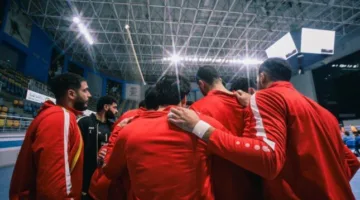 الأهلي يتغلب على الزمالك 31-26 ويتأهل لنهائي السوبر الإفريقي لكرة اليد