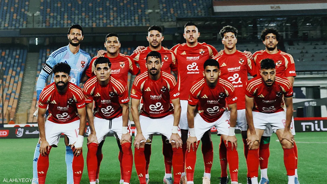 الأهلي يتوج بلقب الدوري المصري بعد تسجيله ستة أهداف في مرمى فاركو الأهلي يتوج بلقب الدوري المصري بعد تسجيله ستة أهداف في مرمى فاركو