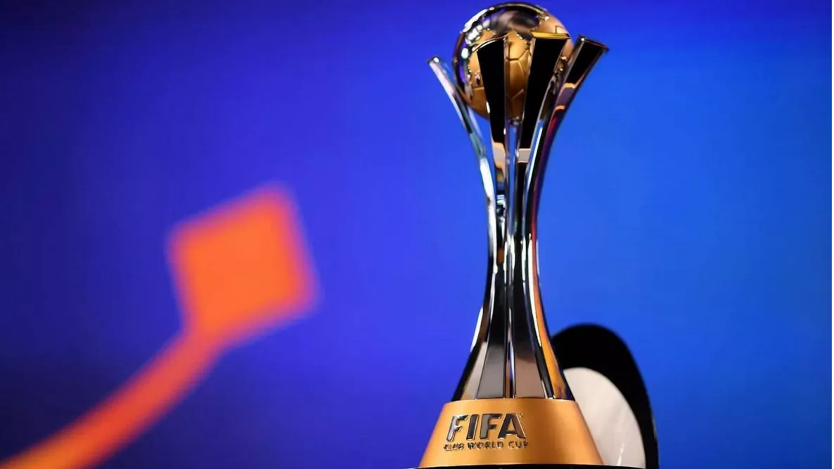 الأهلي يحصل على 2 مليون دولار جزء من مكافأة المشاركة في كأس العالم للأندية الأهلي يحصل على 2 مليون دولار جزء من مكافأة المشاركة في كأس العالم للأندية