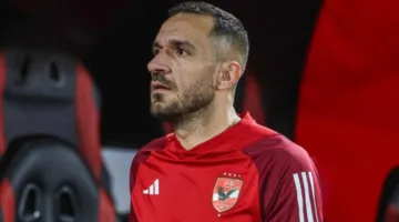 الأهلي يخاطب اتحاد الكرة لقيد علي معلول في قائمته بكأس العالم للأندية