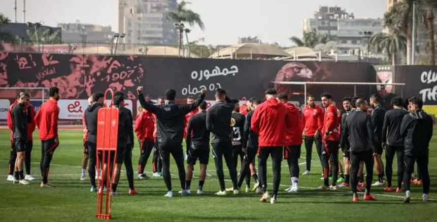 الأهلي يختتم تدريباته اليوم ويدخل معسكرا مغلقا استعدادا لحرس الحدود الأهلي يختتم تدريباته اليوم ويدخل معسكرا مغلقا استعدادا لحرس الحدود
