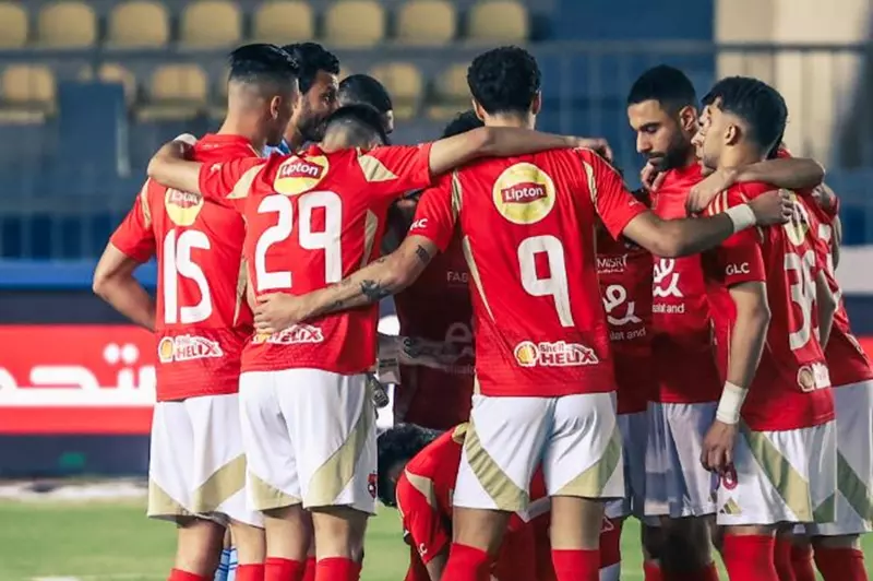 عودة أكرم وغياب الساعي.. قائمة الأهلي لمباراة المصري بالدوري عودة أكرم وغياب الساعي.. قائمة الأهلي لمباراة المصري بالدوري