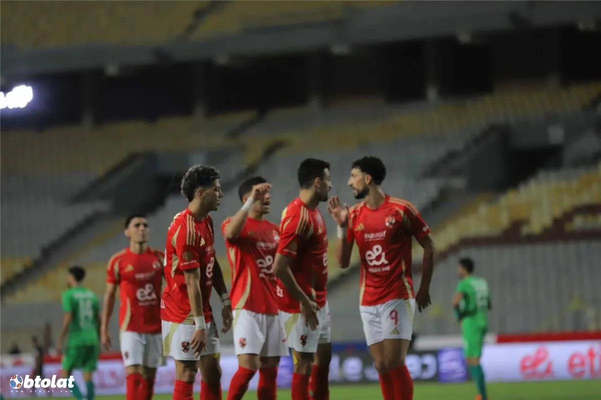 الأهلي يفوز على المصري برباعية مثيرة ويتصدر ترتيب الدوري مؤقتًا الأهلي يفوز على المصري برباعية مثيرة ويتصدر ترتيب الدوري مؤقتًا