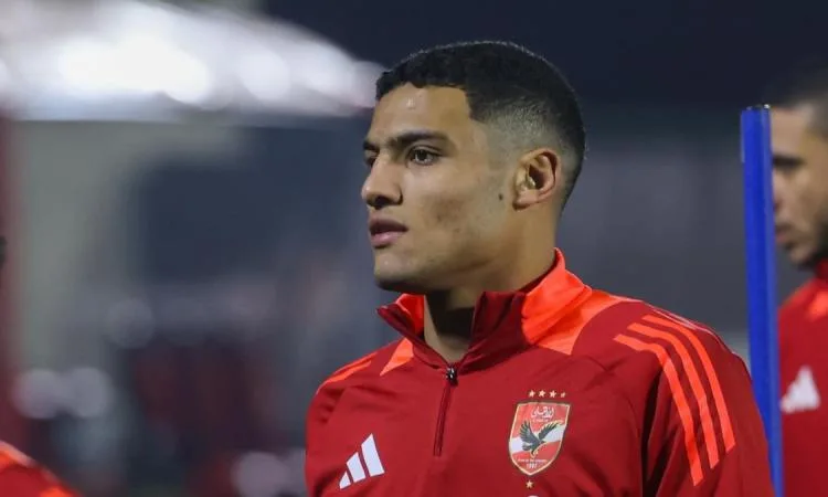 الأهلي يقرر التعاقد مع مصطفى العش. الأهلي يقرر التعاقد مع مصطفى العش.