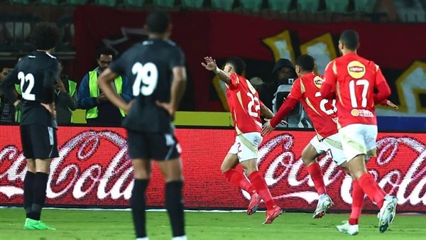 الأهلي ينهى جلسات التصوير الرسمية الخاصة بقمصان الفريق للموسم الجديد الأهلي ينهى جلسات التصوير الرسمية الخاصة بقمصان الفريق للموسم الجديد