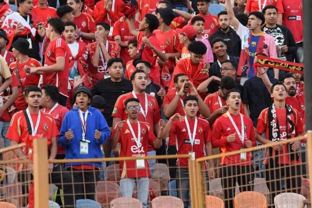 الأهلي يوفر حافلات مجانية لنقل جماهيره لـ«برج العرب» لدعم الفريق أمام المصري الأهلي يوفر حافلات مجانية لنقل جماهيره لـ«برج العرب» لدعم الفريق أمام المصري