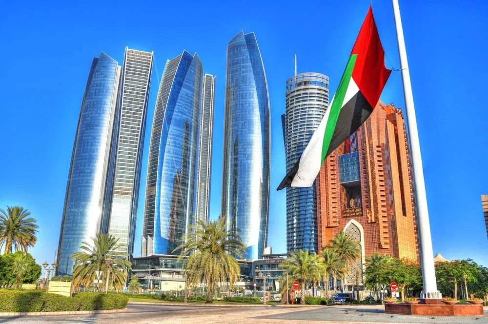 الإبداع الإماراتي في الدبلوماسية الاقتصادية: صدفة أم استراتيجية طويلة الأمد؟ الإبداع الإماراتي في الدبلوماسية الاقتصادية: صدفة أم استراتيجية طويلة الأمد؟